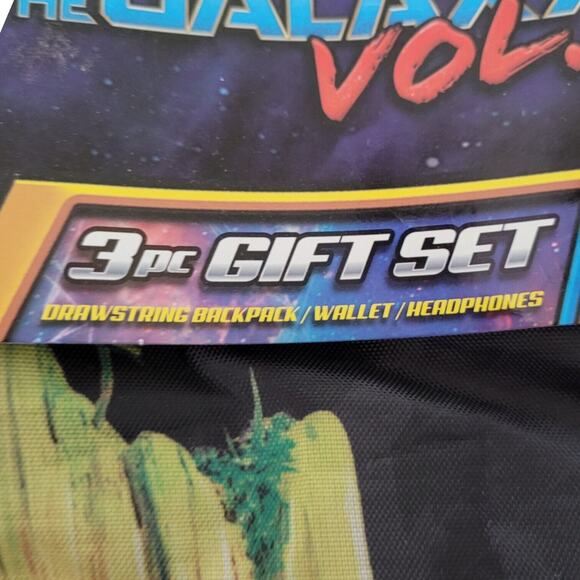 Guardians of the Galaxy Vol.2 Groot 3 PC Gift Set Drawstring Bag Wallet Earbuds - Picture 4 of 5